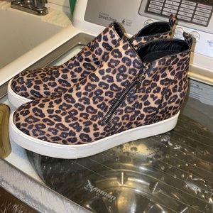 Soda cheetah ankle boots size 11